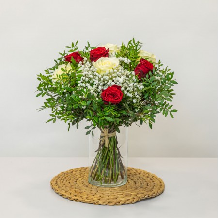 Bouquet de roses blanches et rouges Cannelle Orange Osny